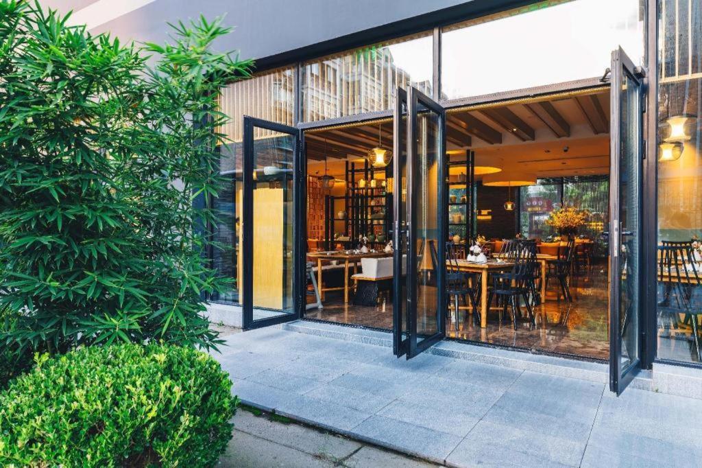 Yun He Ye Bo Hotel Zhanjiaqiao Bagian luar foto